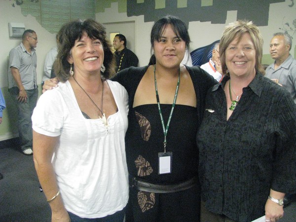 aitakere Deputy Mayor Penny Hulse, SUSS-IT youth development worker Adelle Levi and Ministry of Youth Development regional team manager Sarah McGhee.
